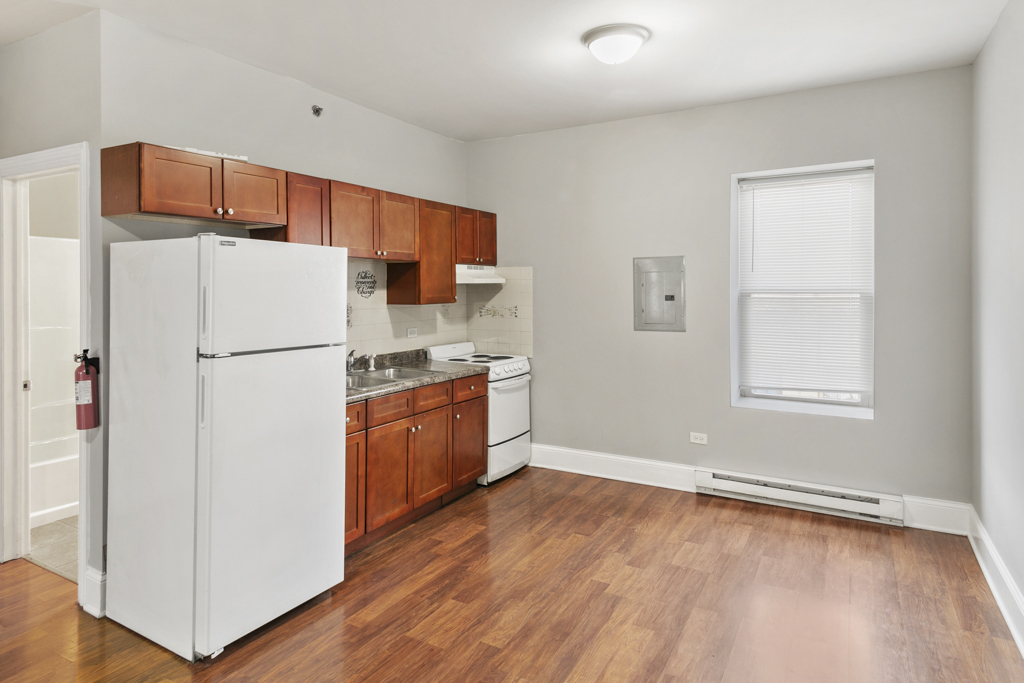 115 N Hickory Street C Property Photo 2