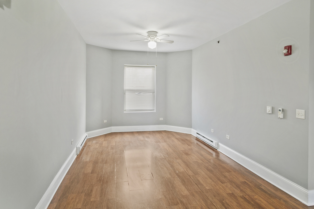115 N Hickory Street C Property Photo 6