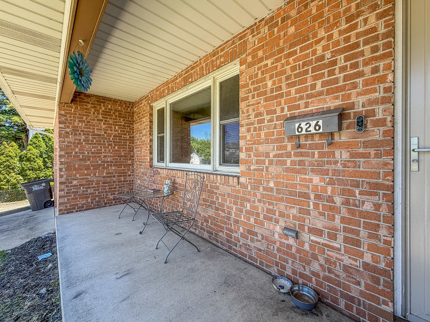 626 Bryan Avenue Property Photo 4
