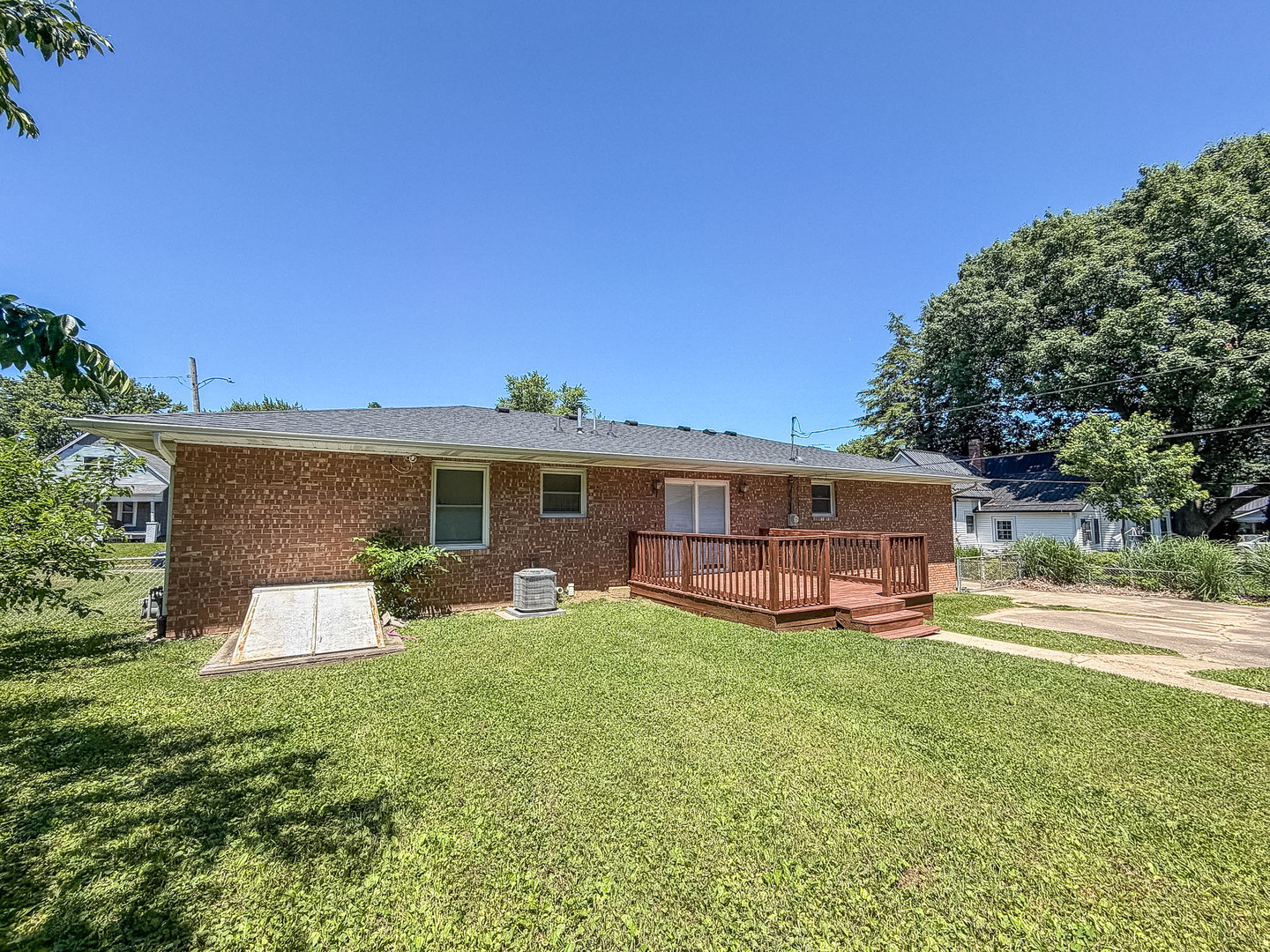626 Bryan Avenue Property Photo 28