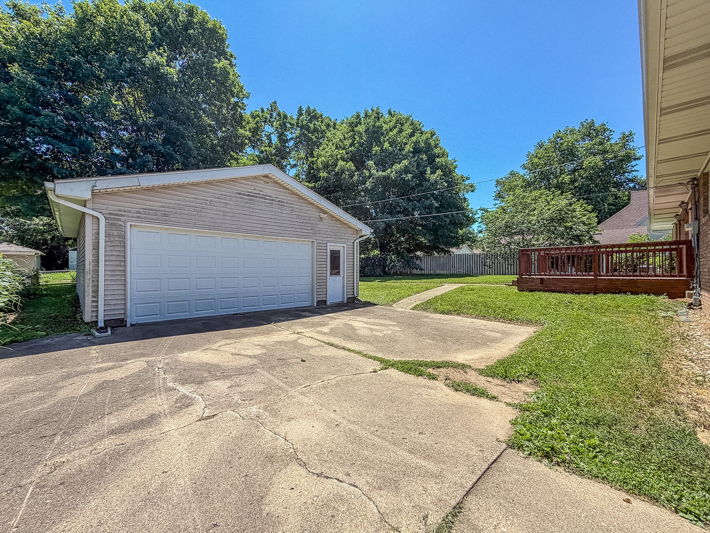 626 Bryan Avenue Property Photo 31