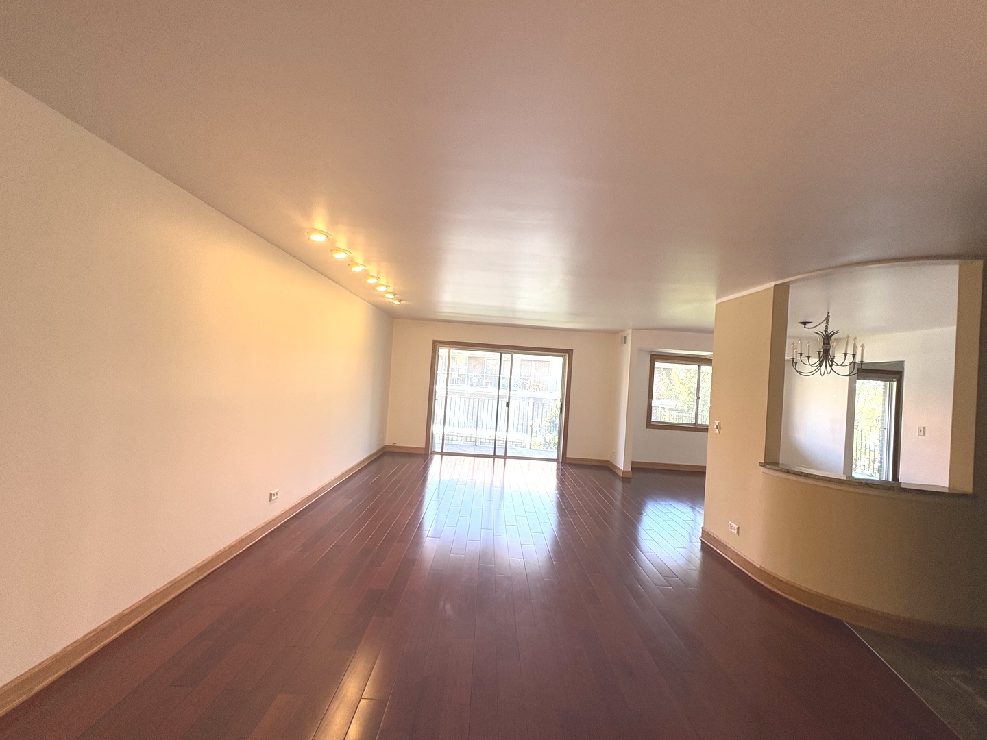 9529 Bronx Avenue 401 Property Photo 5