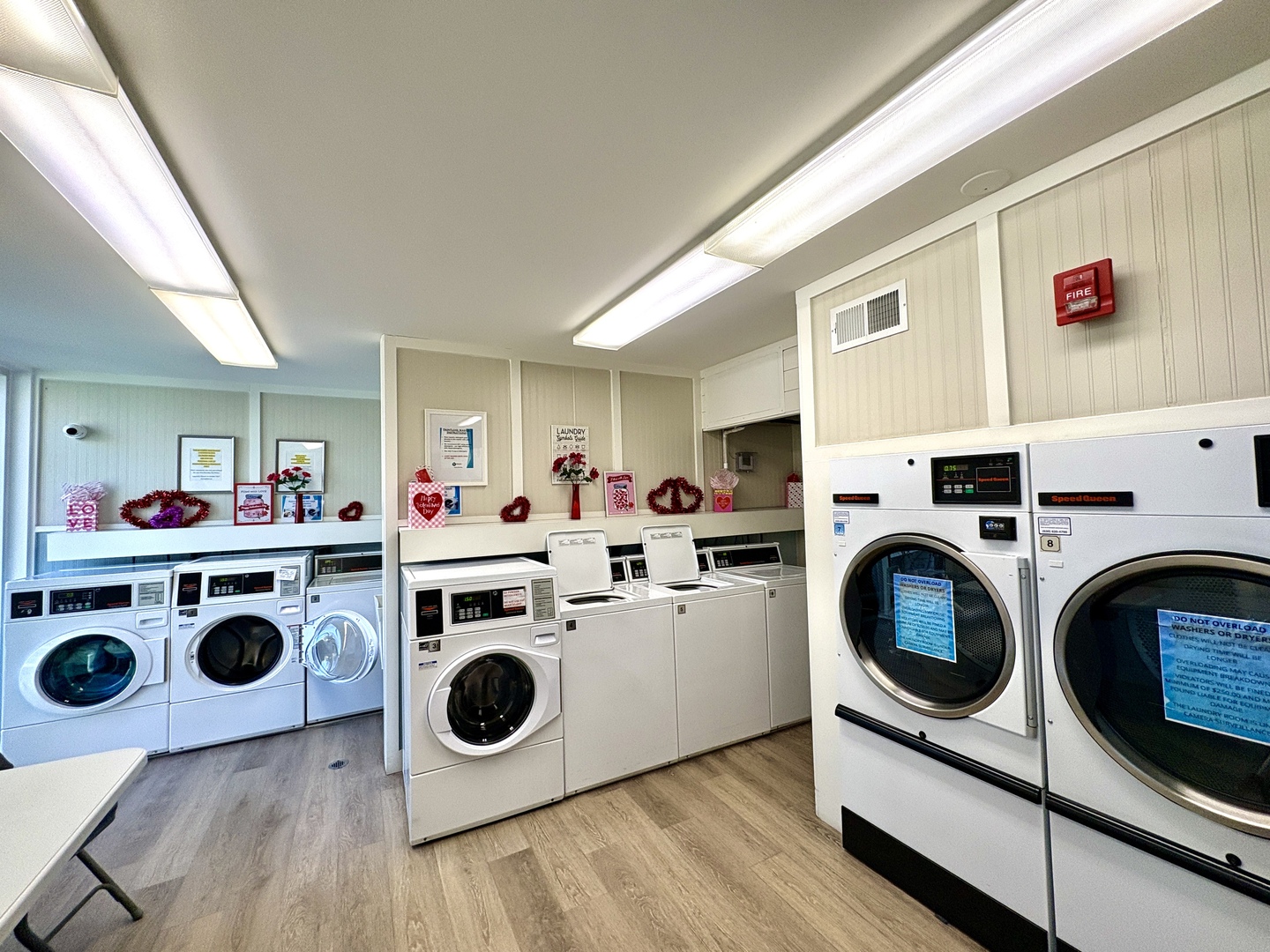 9529 Bronx Avenue 401 Property Photo 23