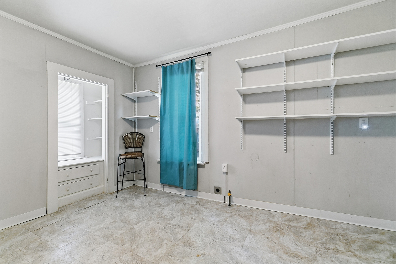 1545 W 2nd Street Property Photo 12