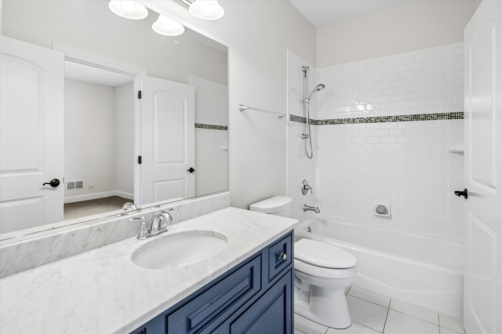 639 N Wright Street Property Photo 24