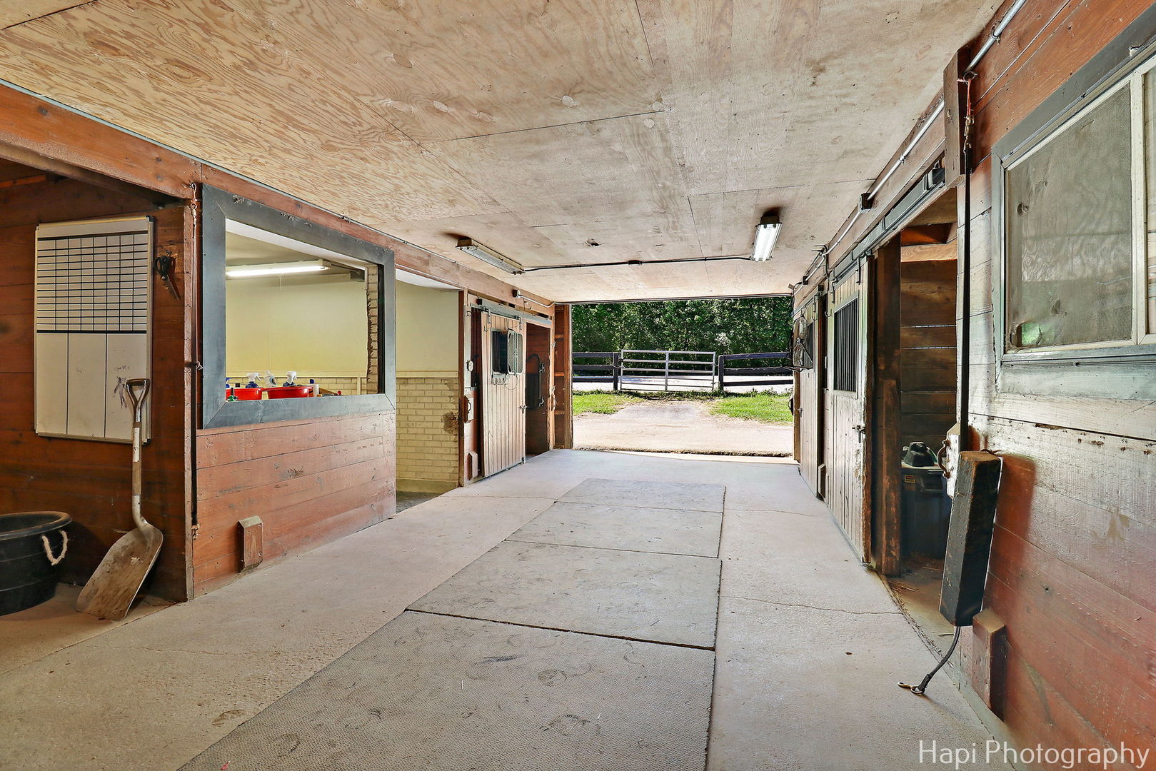 23 W County Line Road Property Photo 54