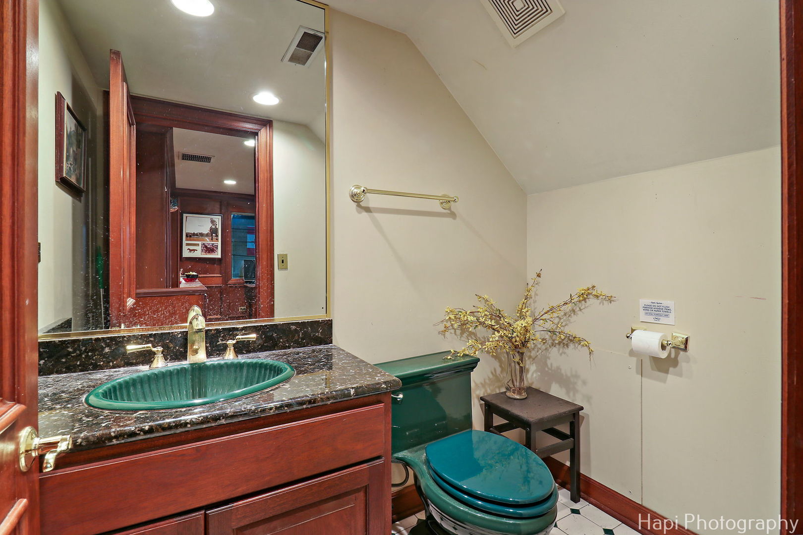23 W County Line Road Property Photo 58