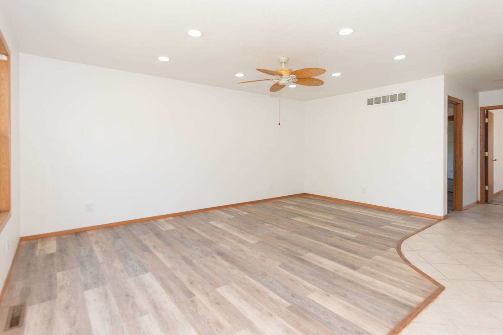 5696 Heidi Drive Property Photo 6