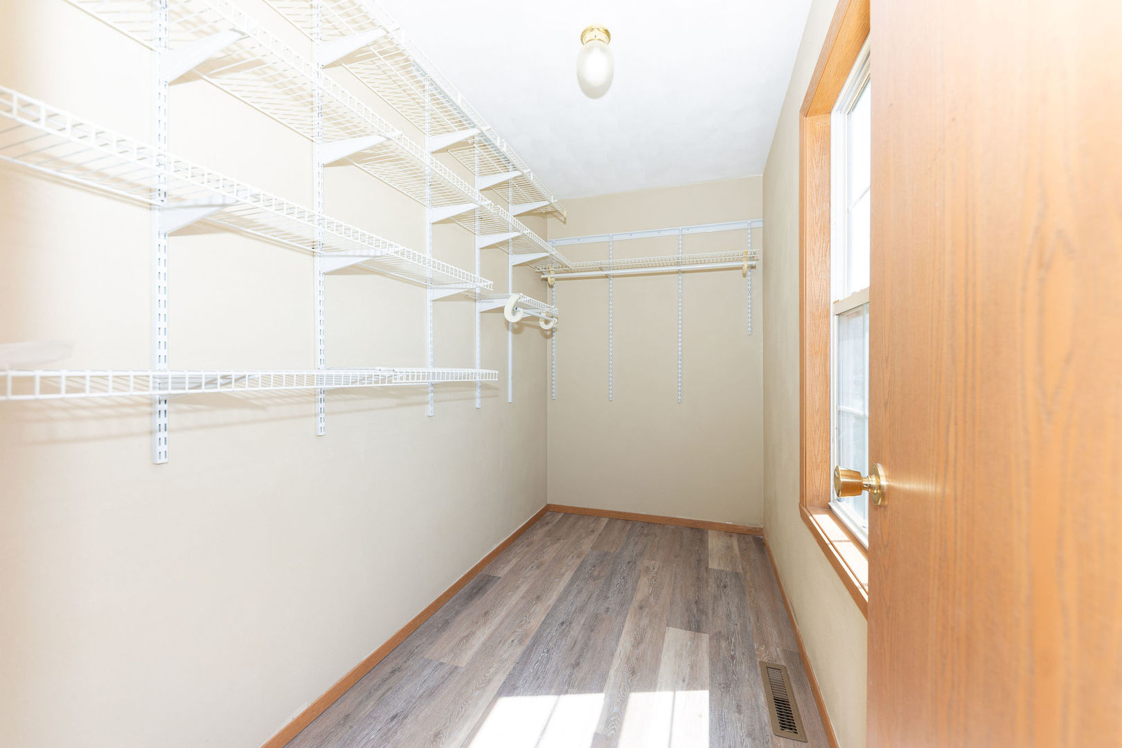 5696 Heidi Drive Property Photo 16