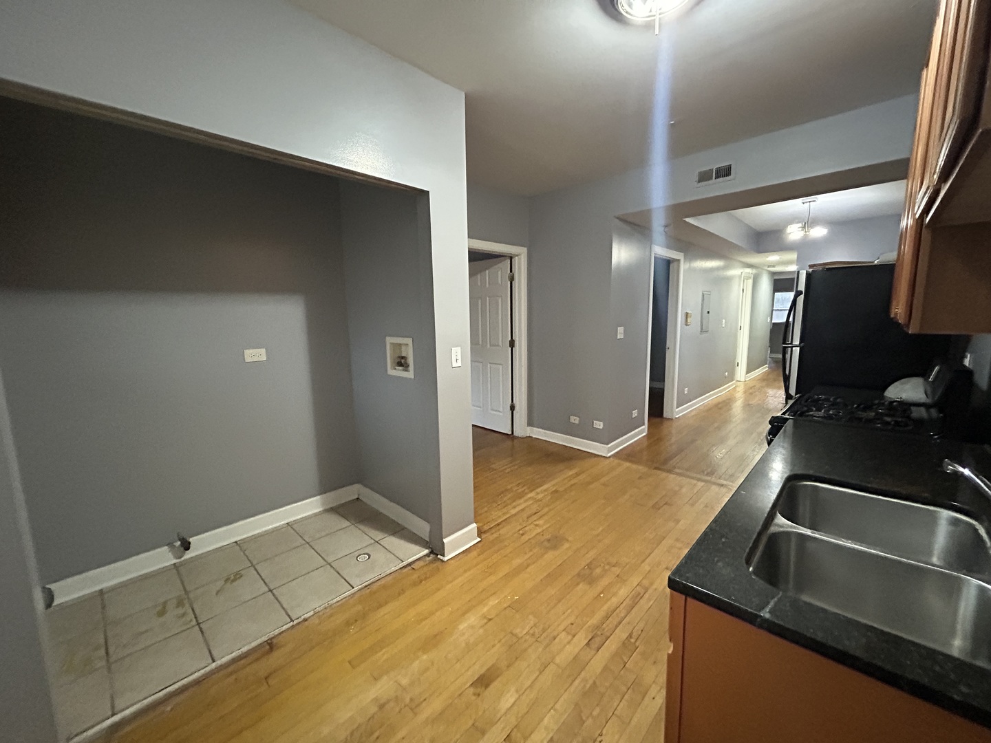 8226 S Drexel Avenue Property Photo 4