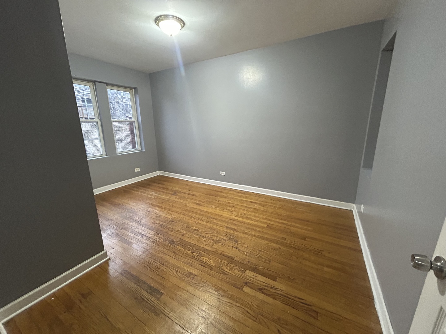 8226 S Drexel Avenue Property Photo 6