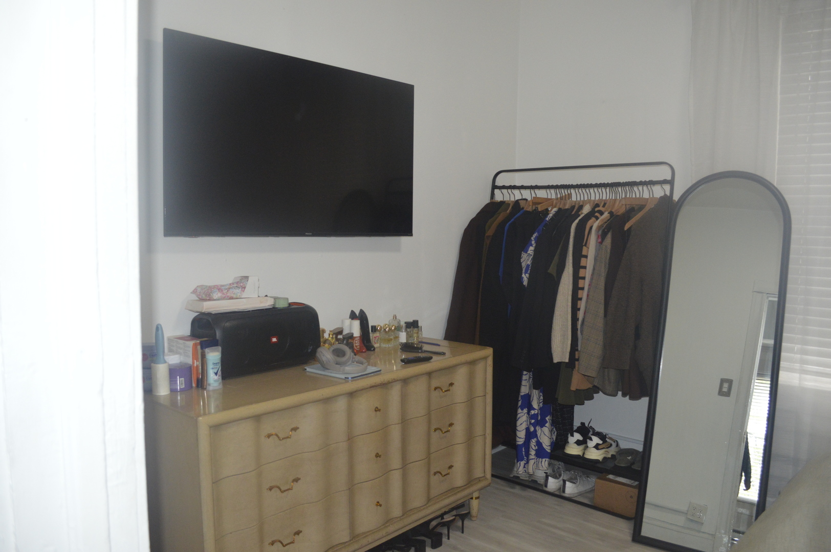2610 S Kildare Avenue 2s Property Photo 8