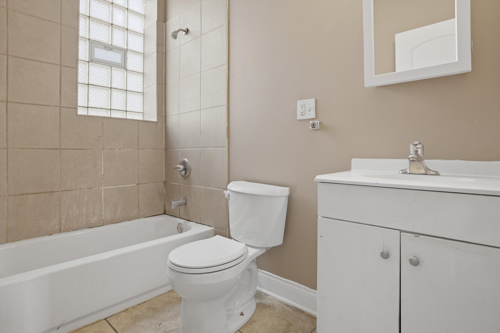 1311 S Harding Avenue Property Photo 10