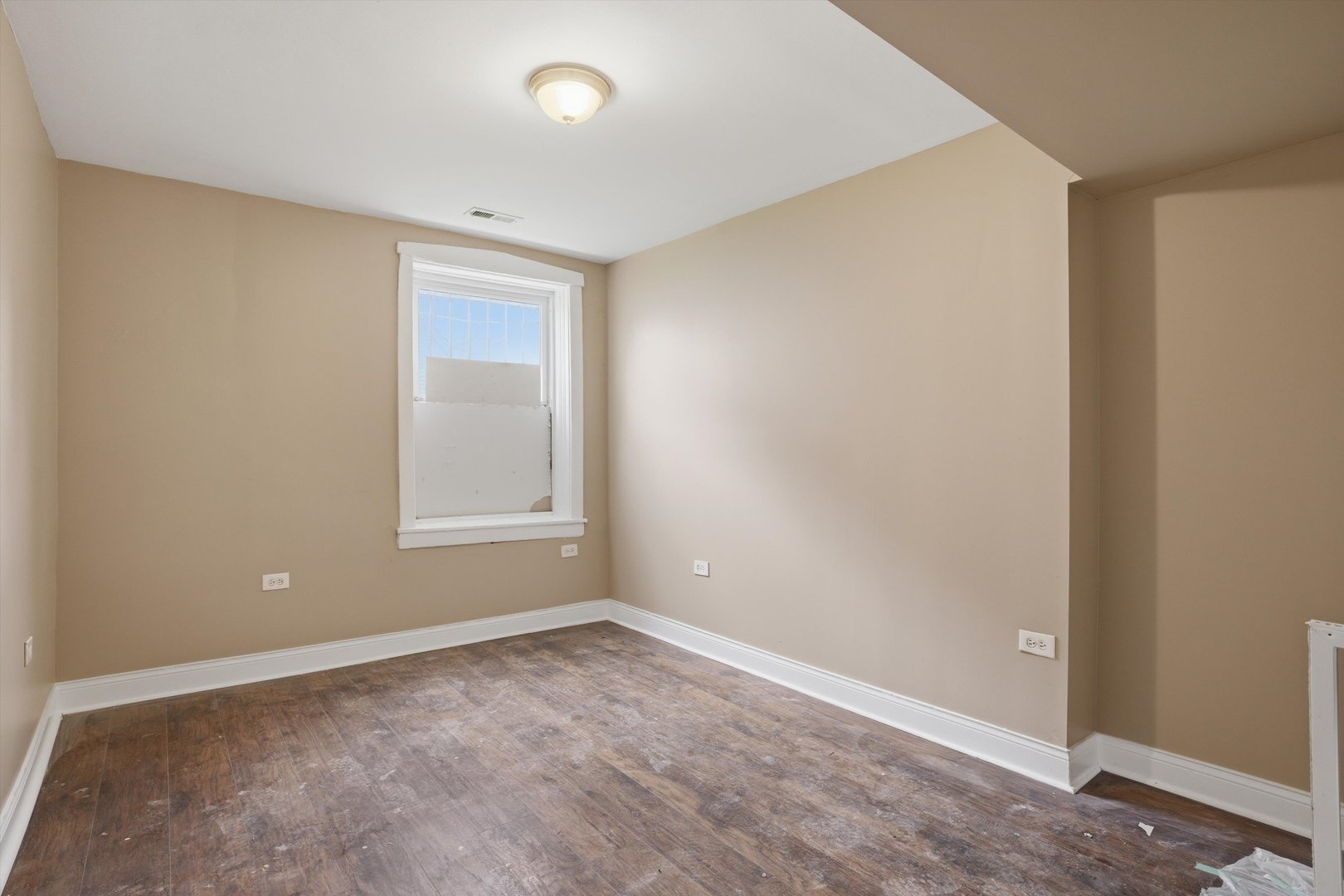 1311 S Harding Avenue Property Photo 11