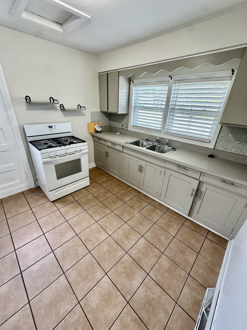 6 N Pistakee Lake Road Property Photo 10