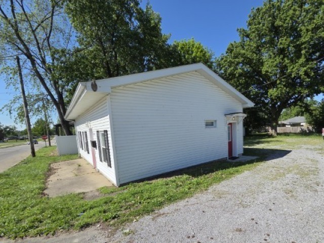 541 S 27th Street Property Photo 9