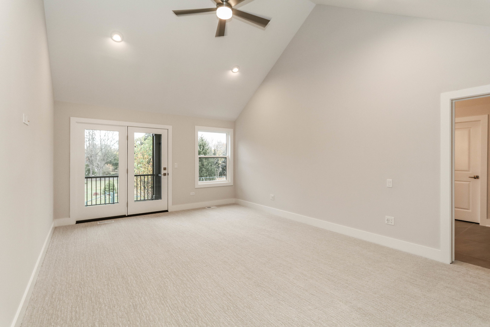 15738 Creekview Drive Property Photo 14
