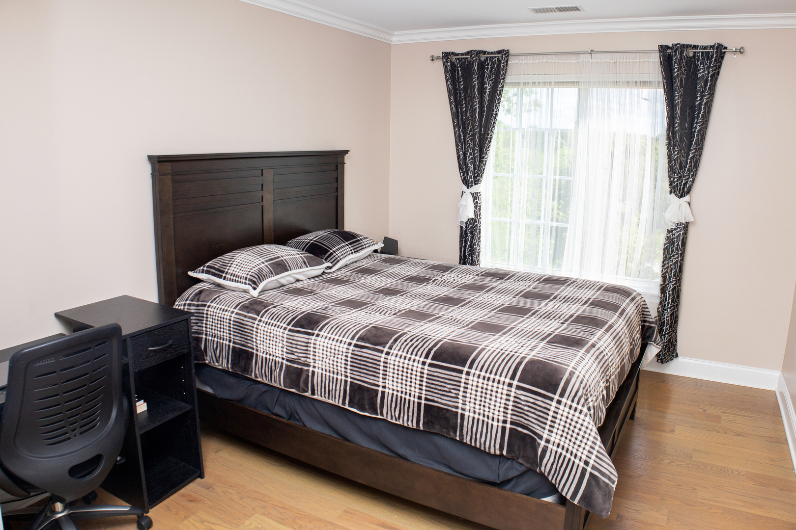 5451 Elizabeth Place Property Photo 13