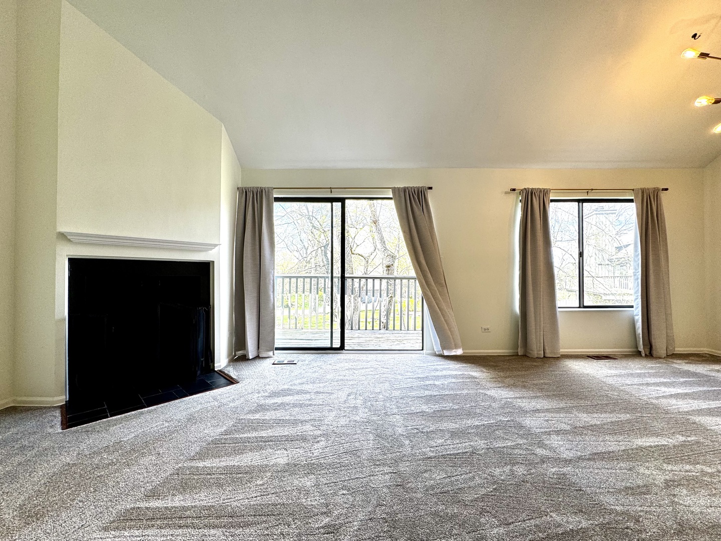 412 Deer Trail Hill B Property Photo 6