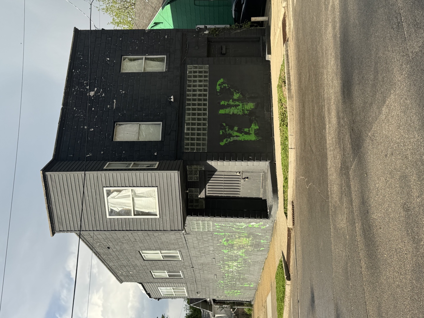 501 4th Avenue Property Photo 2
