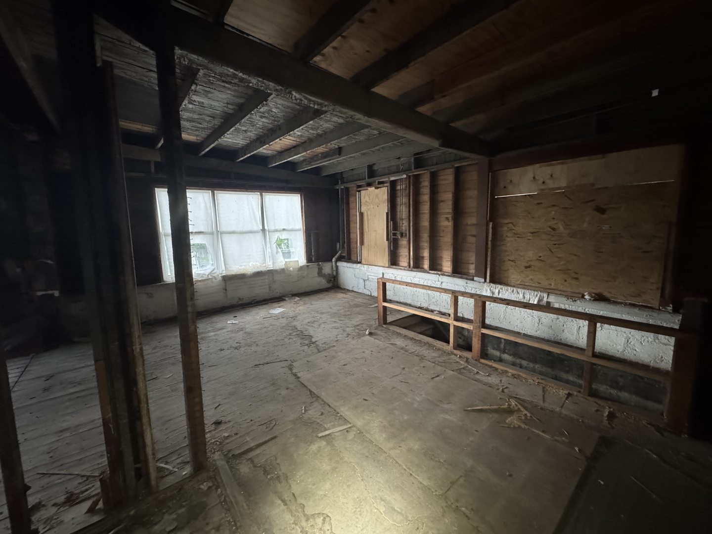 501 4th Avenue Property Photo 7