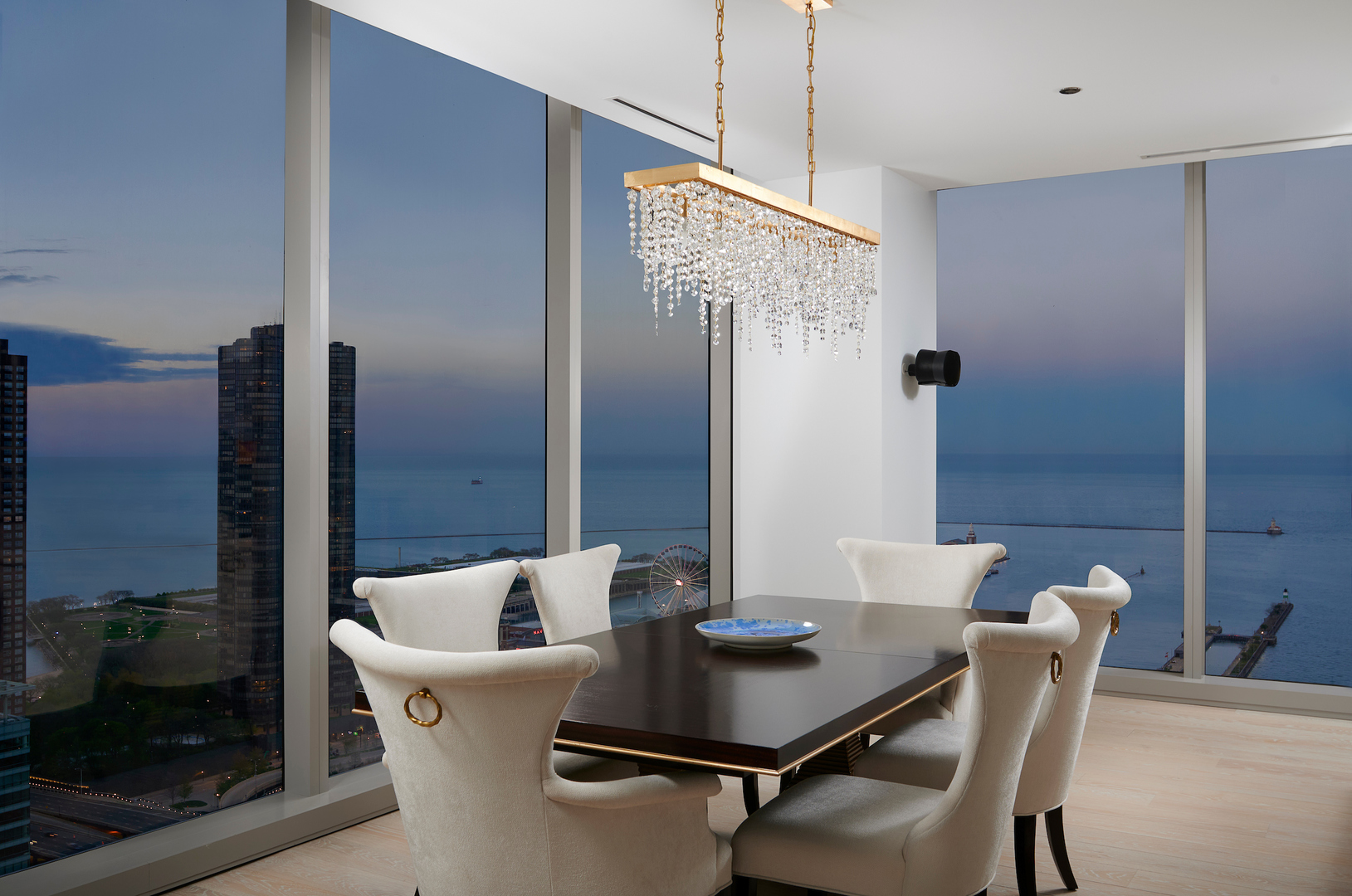 363 E Wacker Drive 3608 Property Photo 9