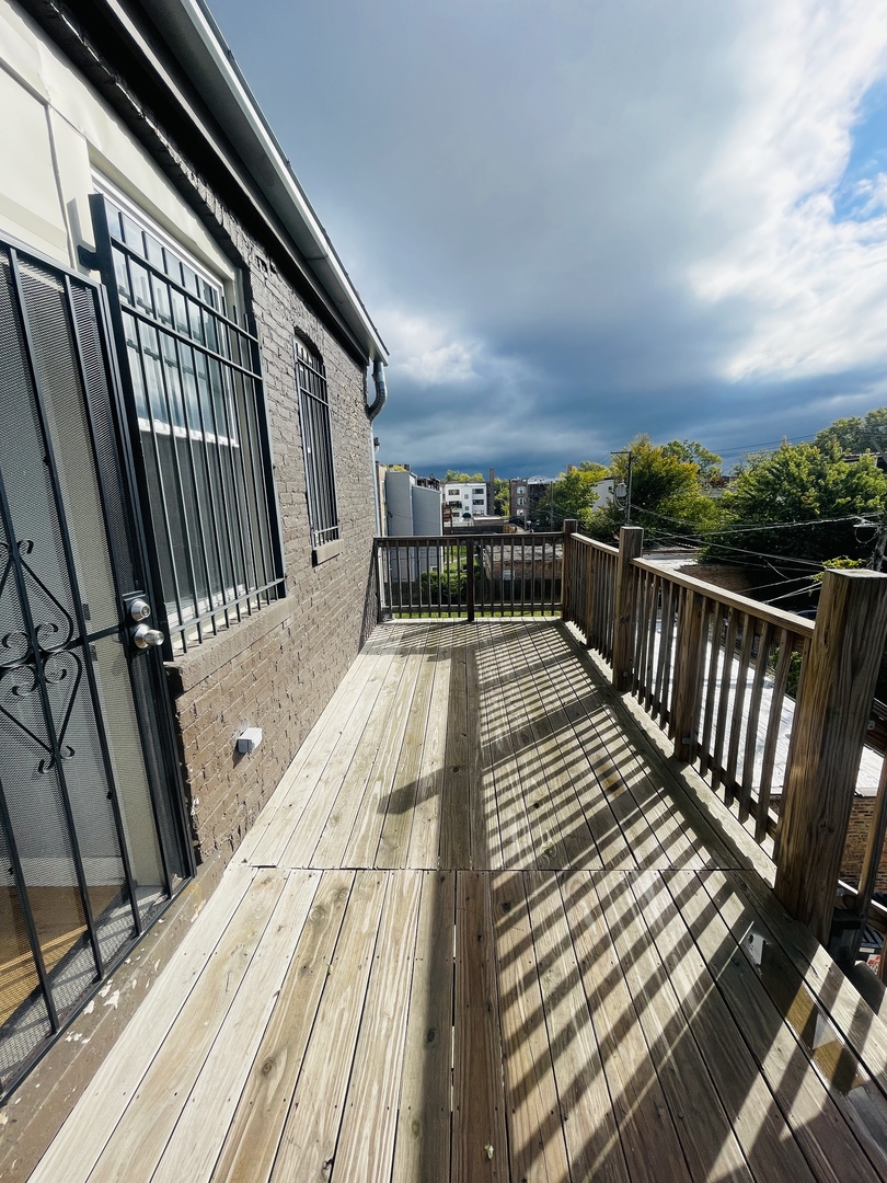 1411 E 67th Place 3e Property Photo 14