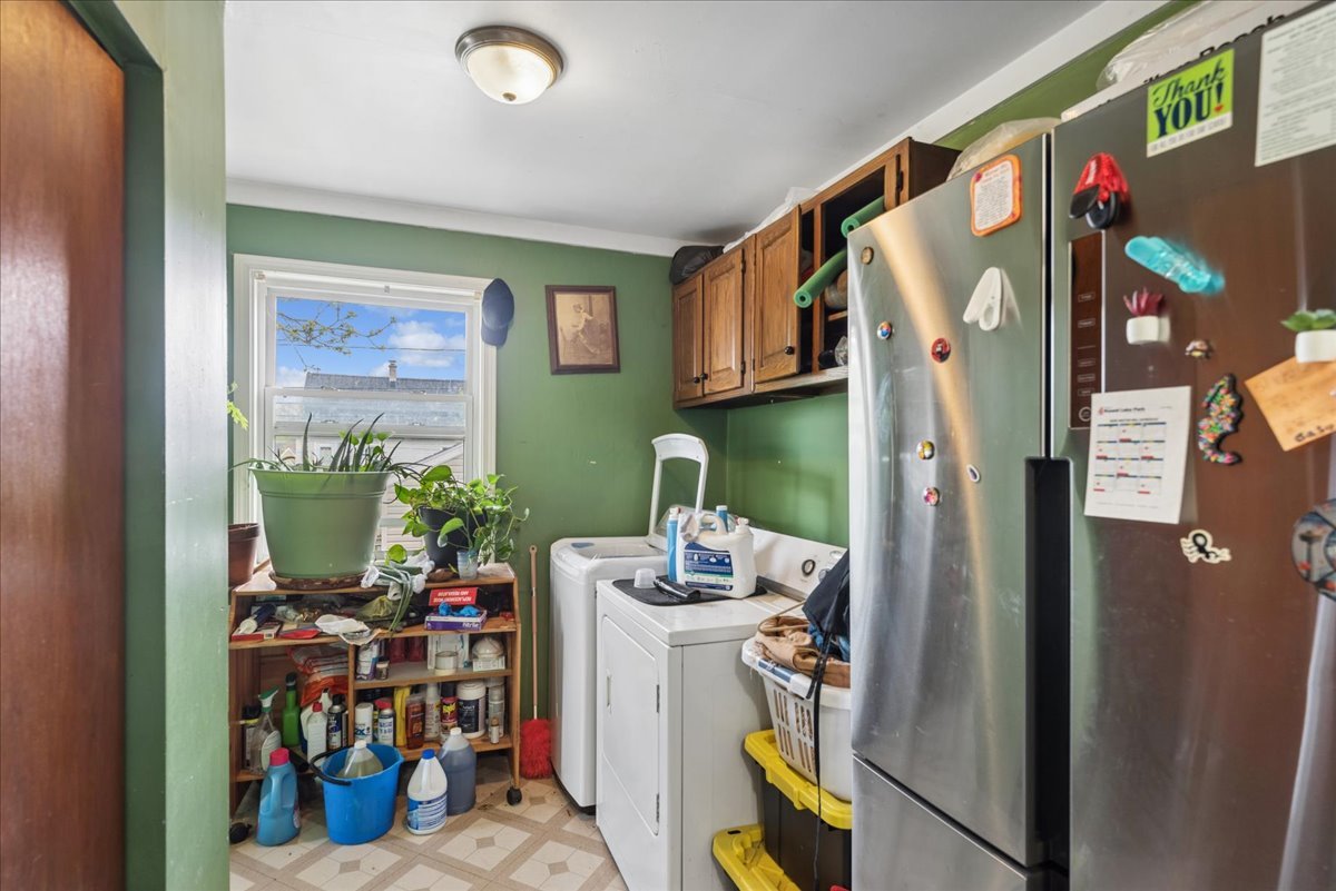 403 Highmoor Drive Property Photo 4