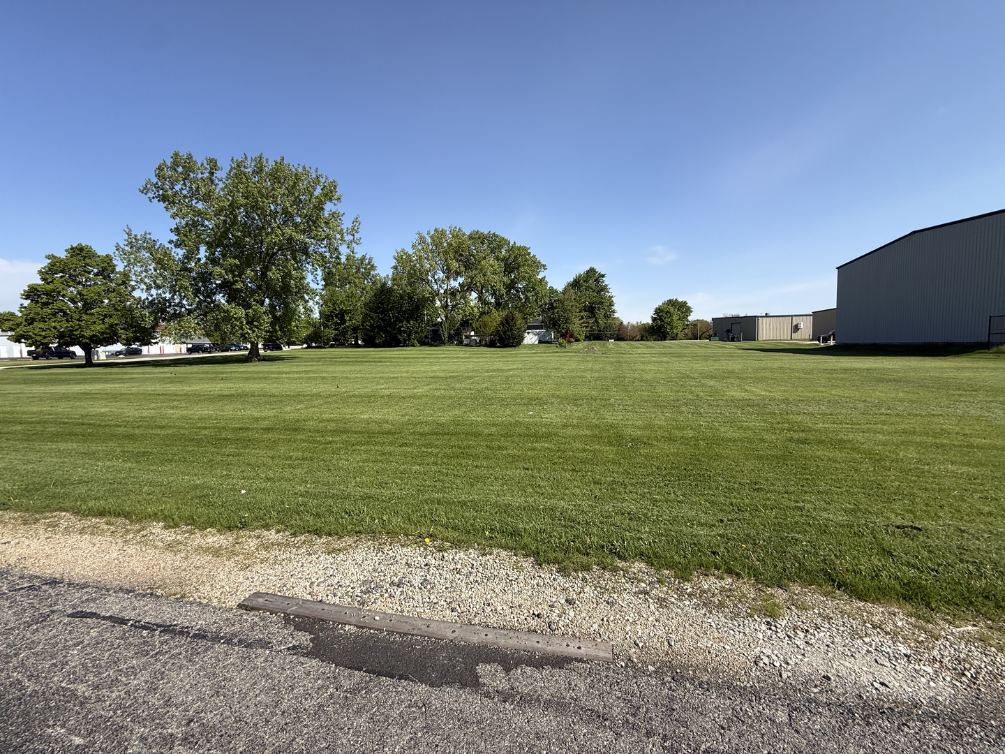 25501 W Wolfs Crossing Road Property Photo 4