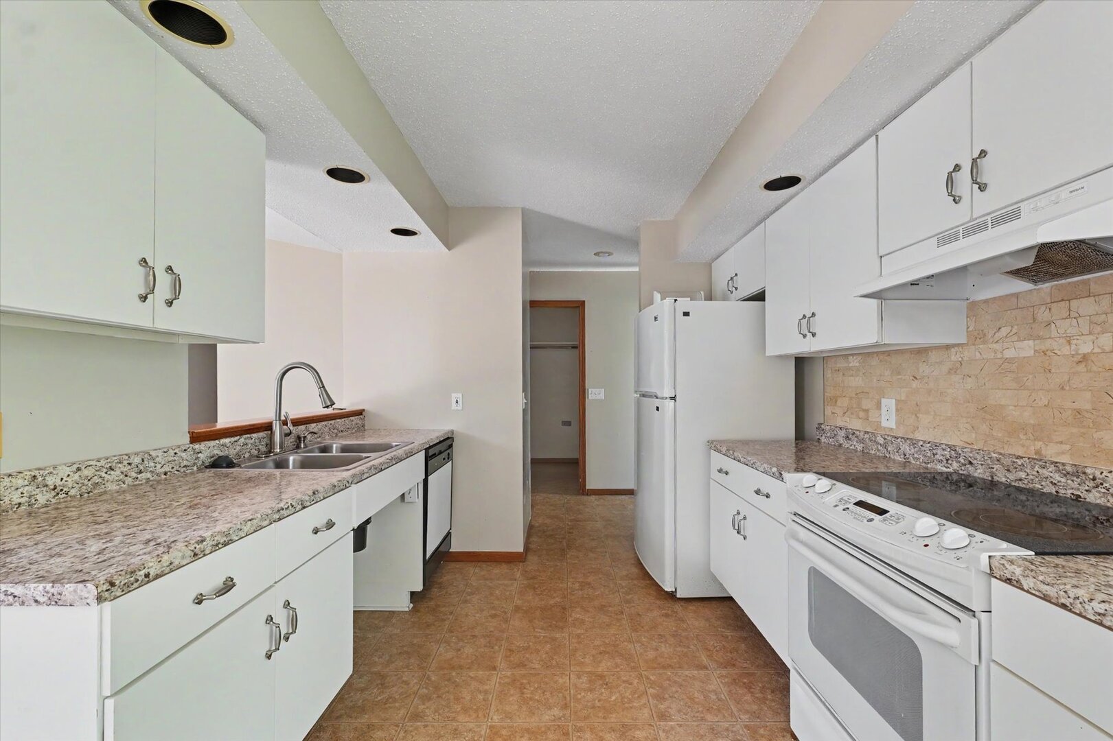 3403 Timberline Drive Property Photo 11