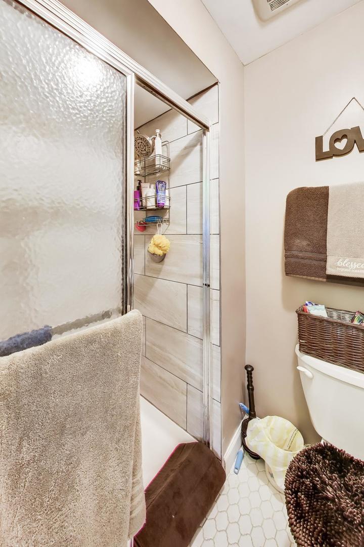 12638456 Property Photo 23