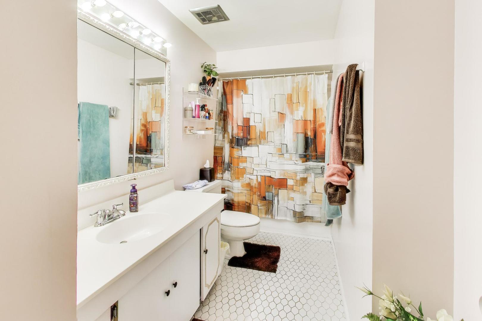 12638456 Property Photo 31