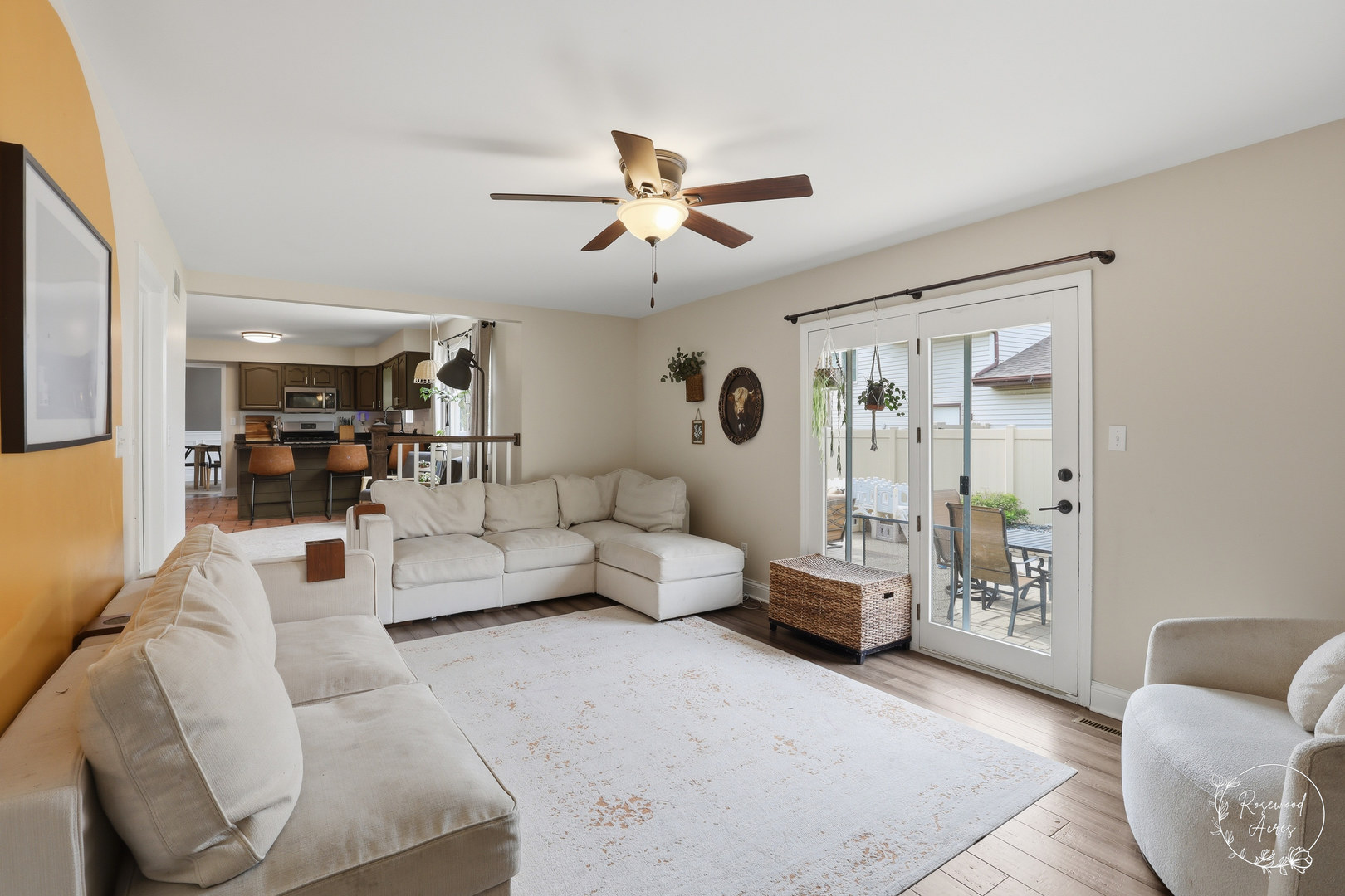 417 N Thames Court Property Photo 10