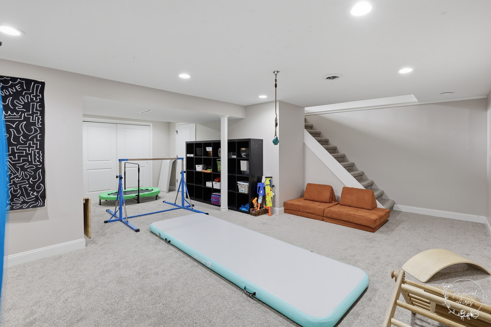 417 N Thames Court Property Photo 19