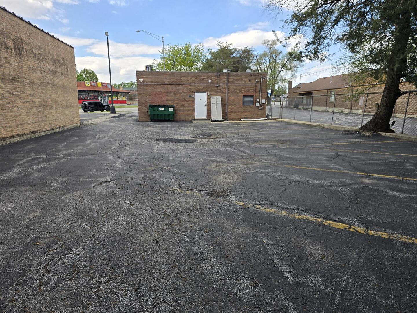 9629 Southwest Highway Property Photo 17