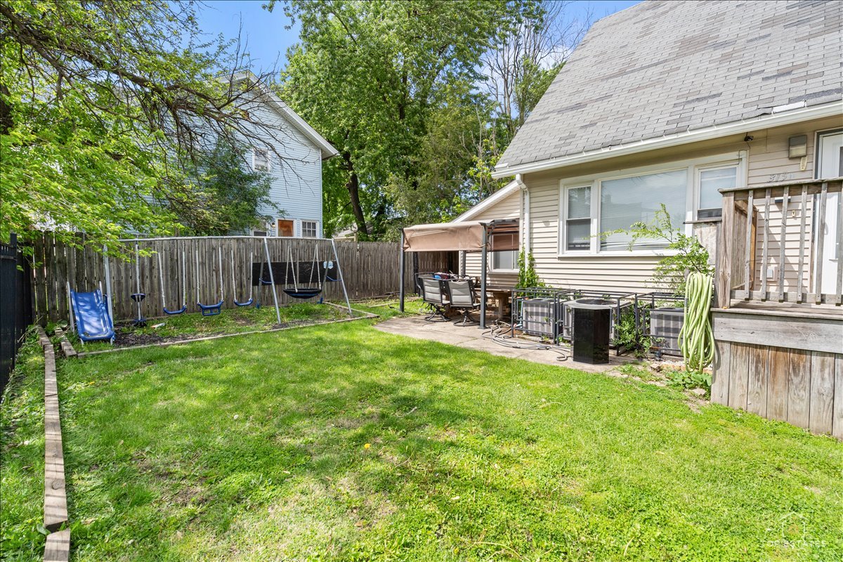 315 Pine Street Property Photo 4