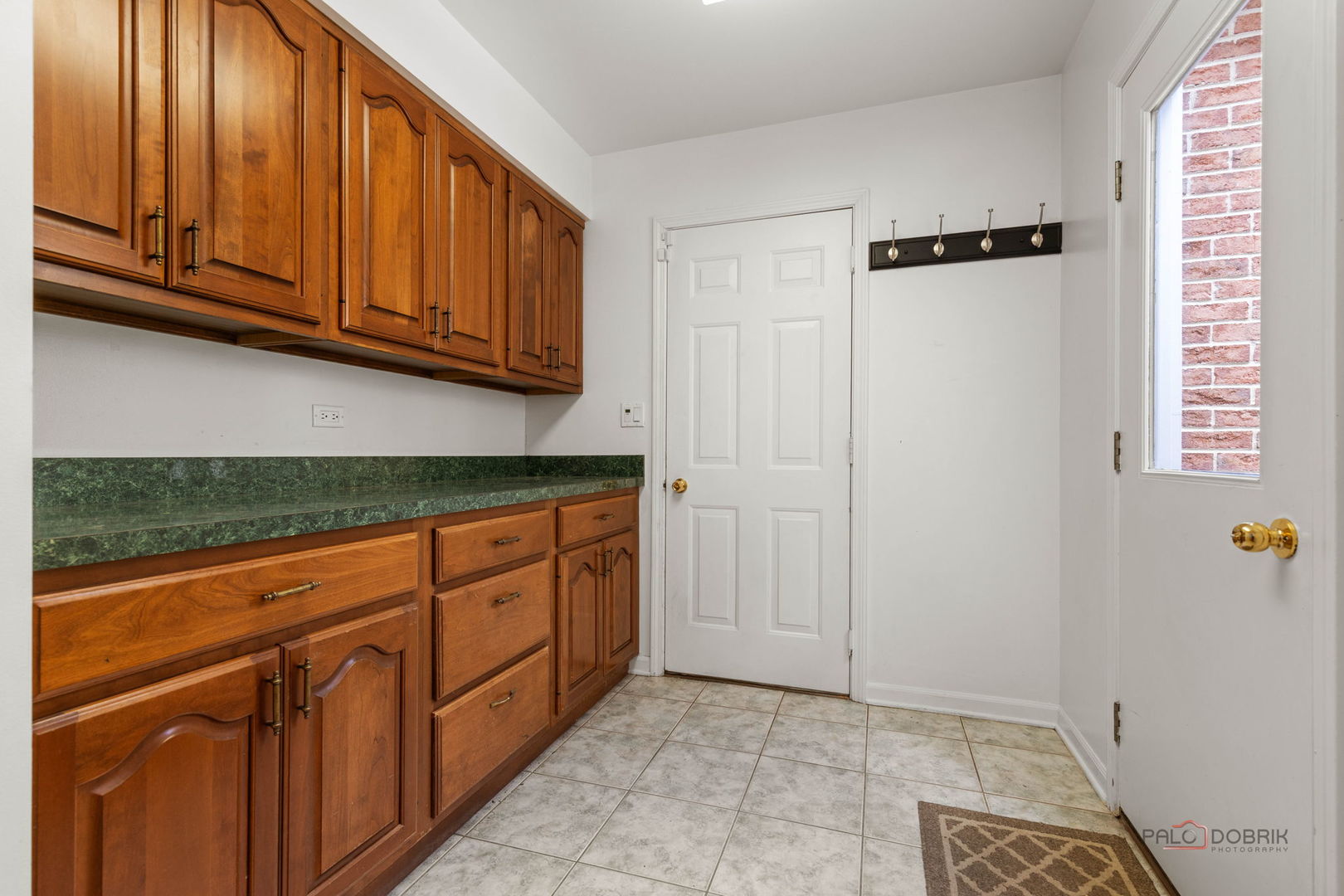 1541 Heritage Court Property Photo 29