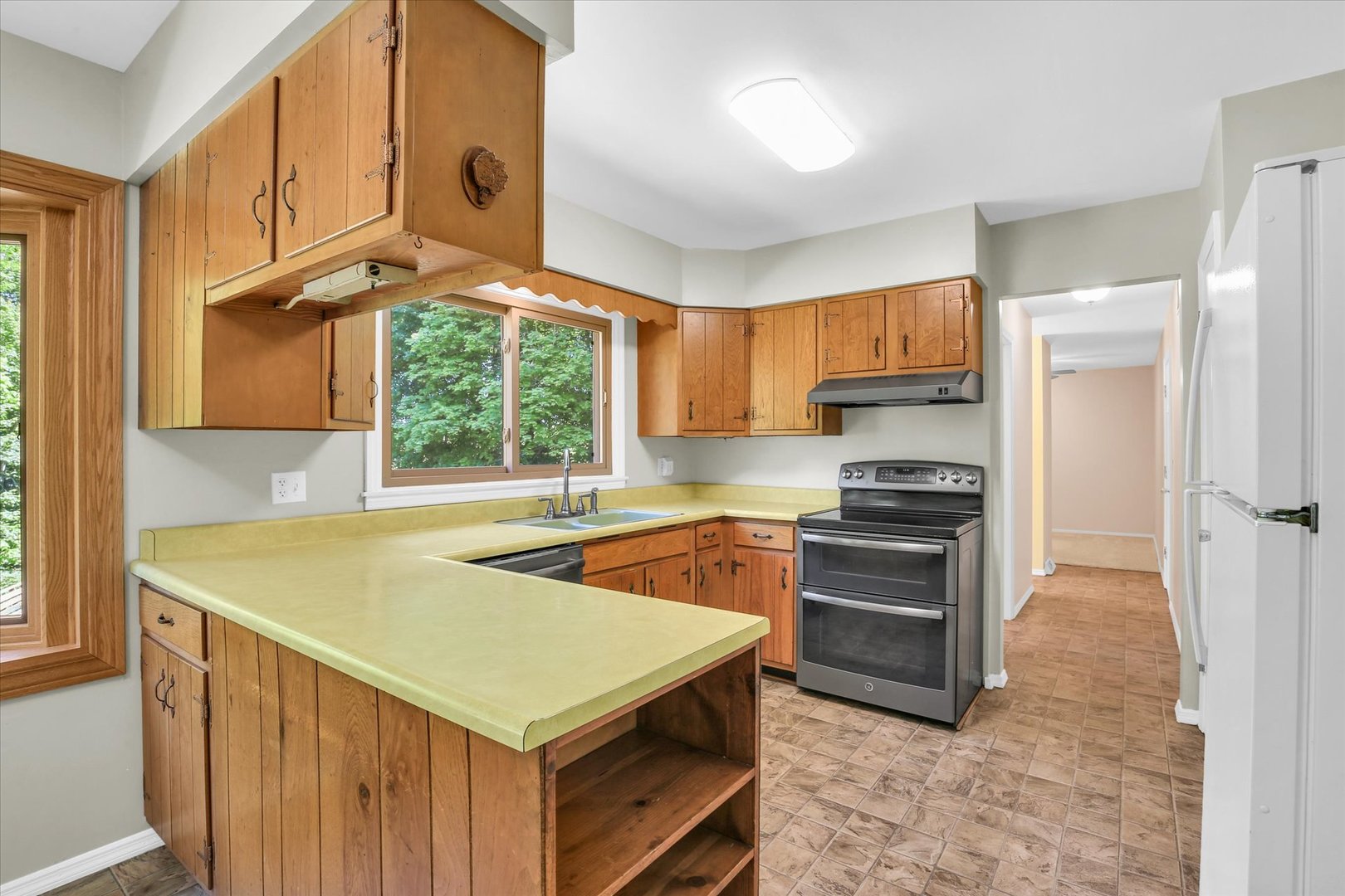 28 Dunlap Drive Property Photo 13