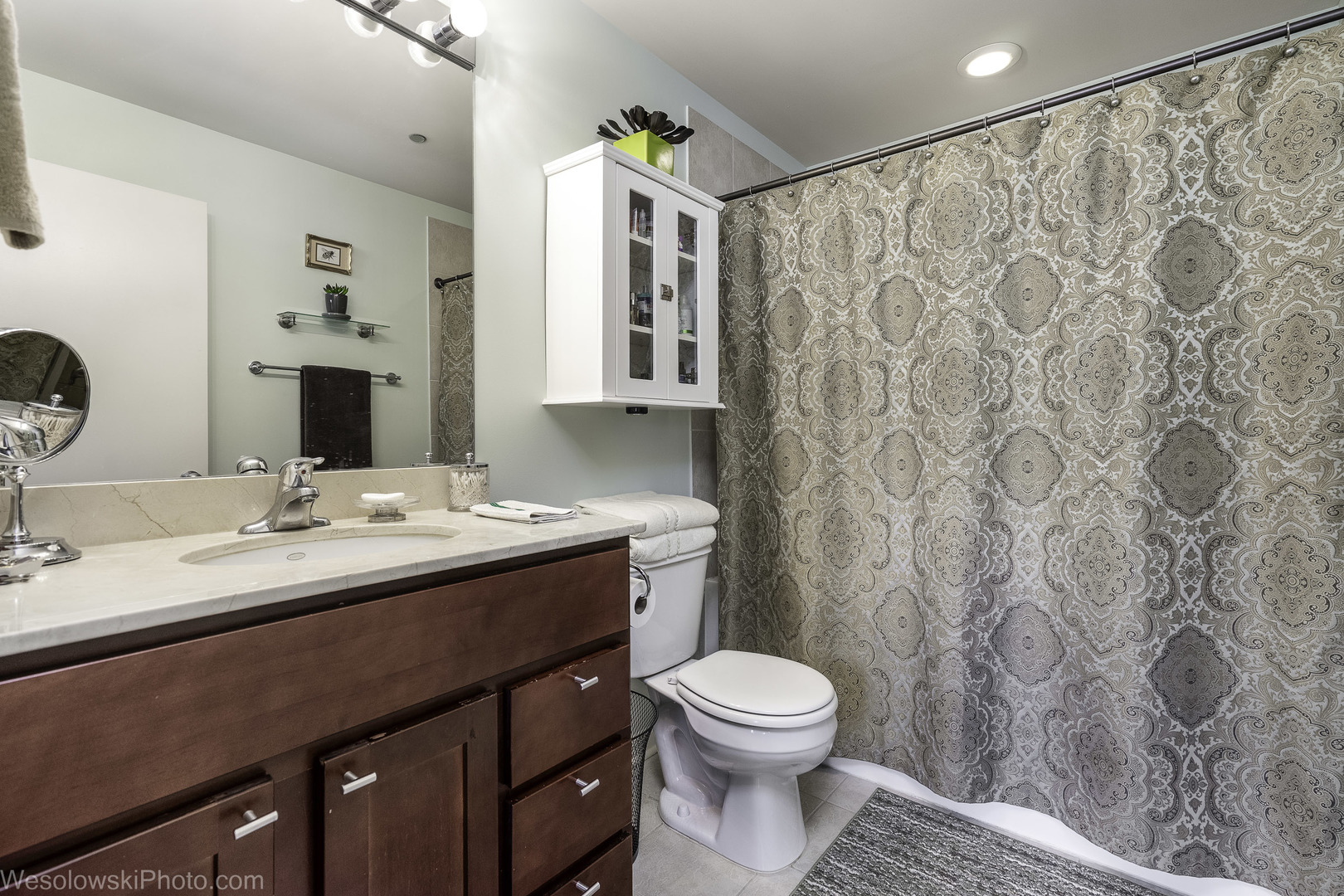 1122 W Catalpa Avenue 603 Property Photo 16