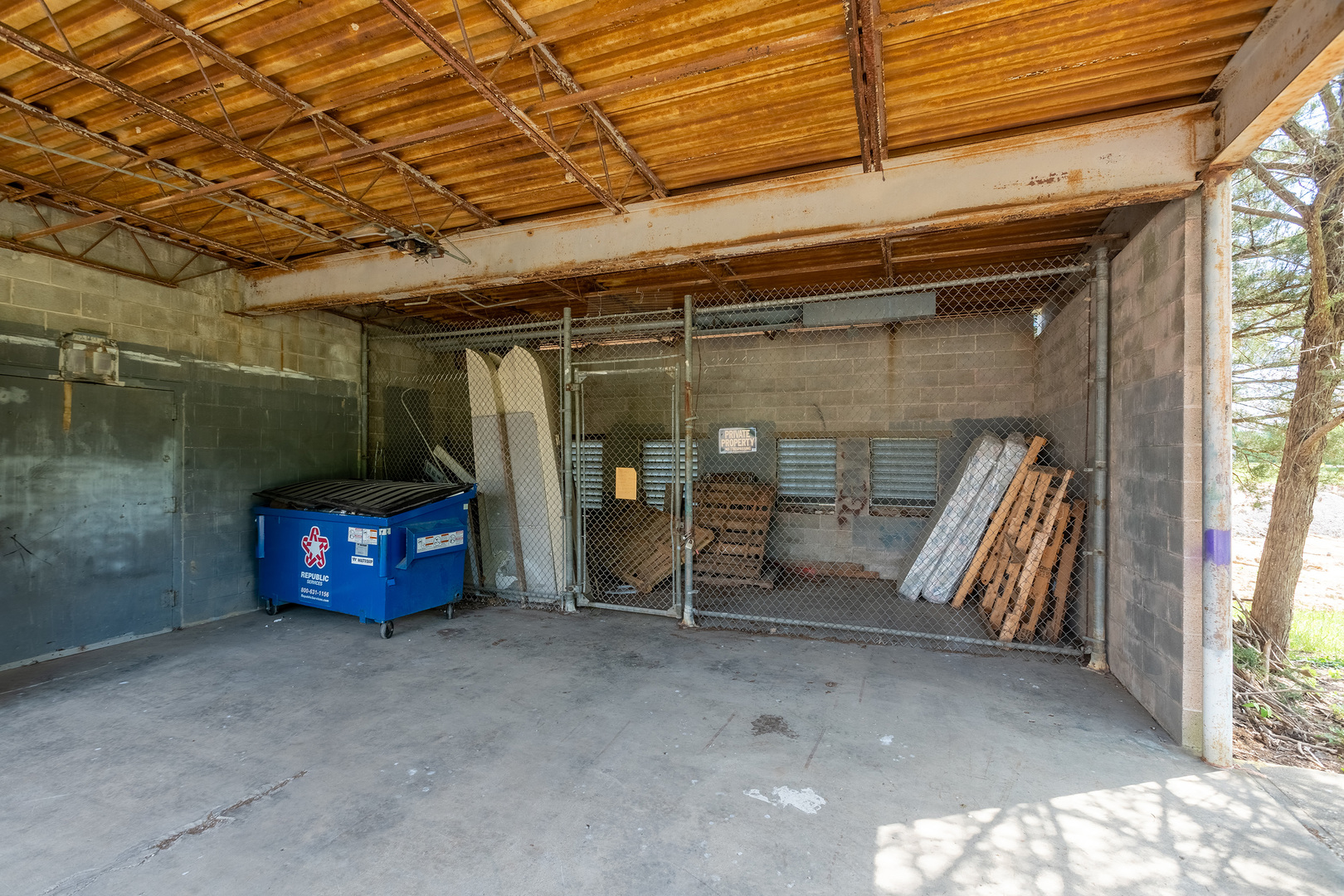 745b Sunset Avenue Property Photo 9