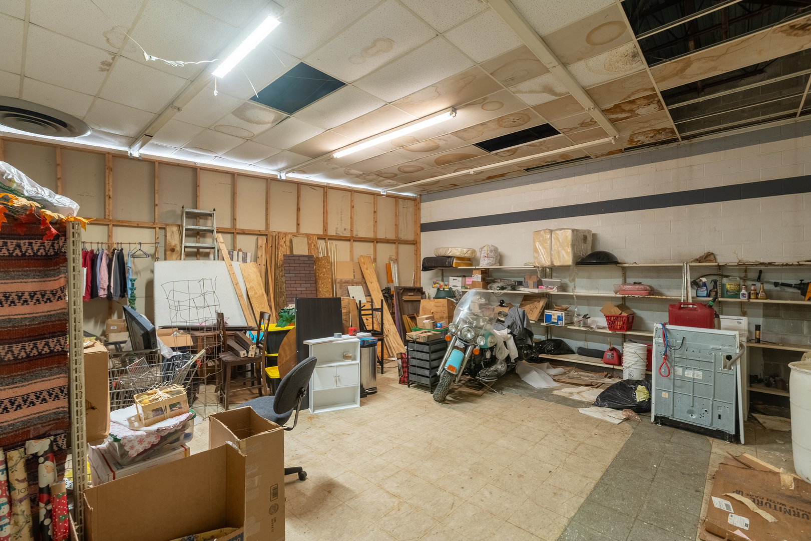745b Sunset Avenue Property Photo 25