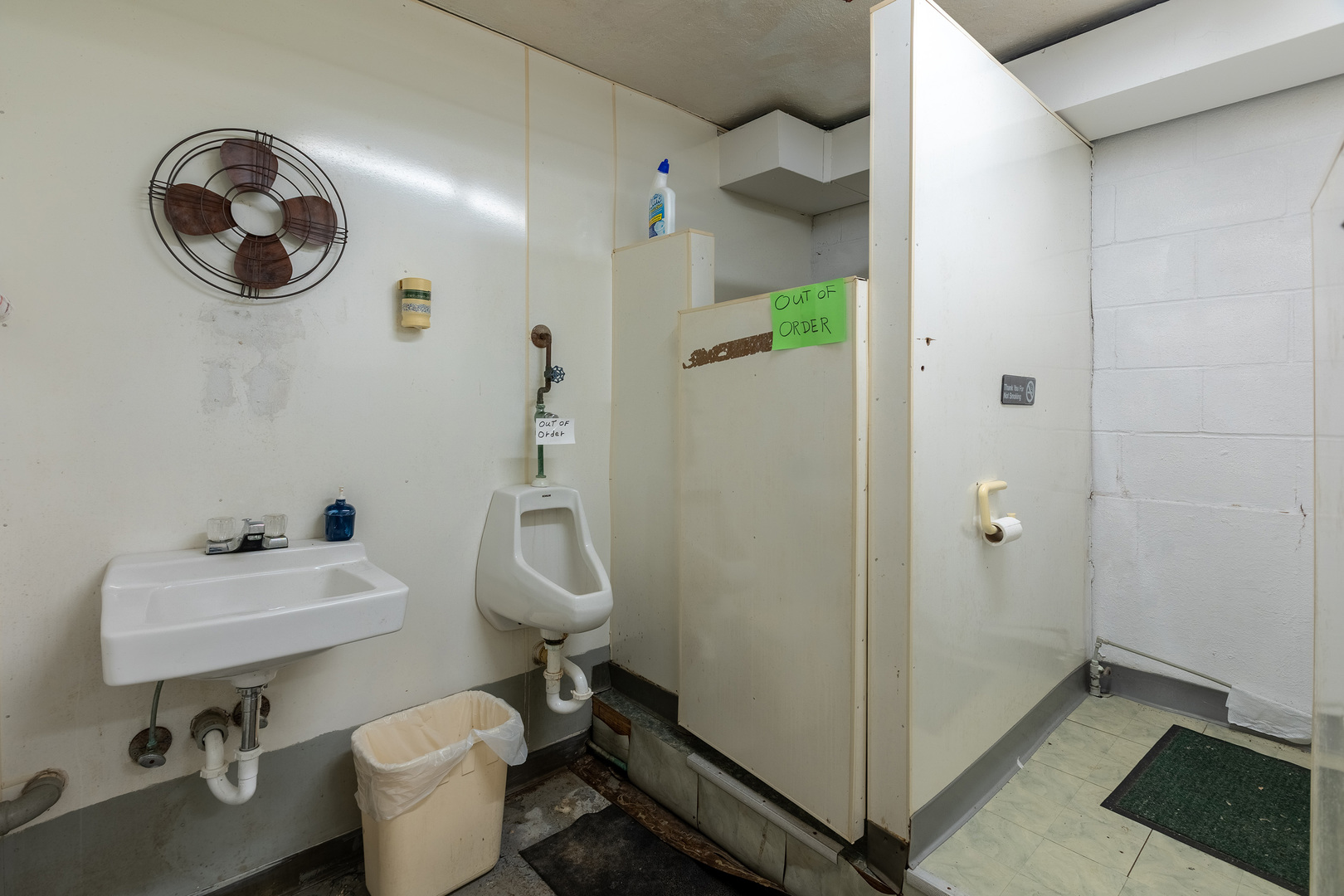 745b Sunset Avenue Property Photo 32