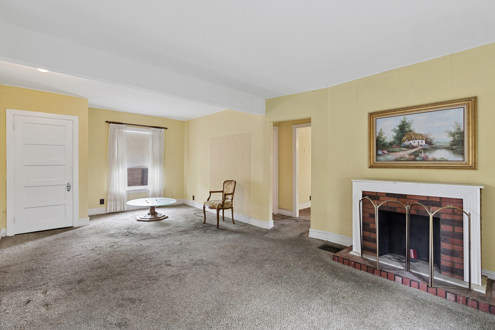 7220 N Hamilton Avenue Property Photo 5