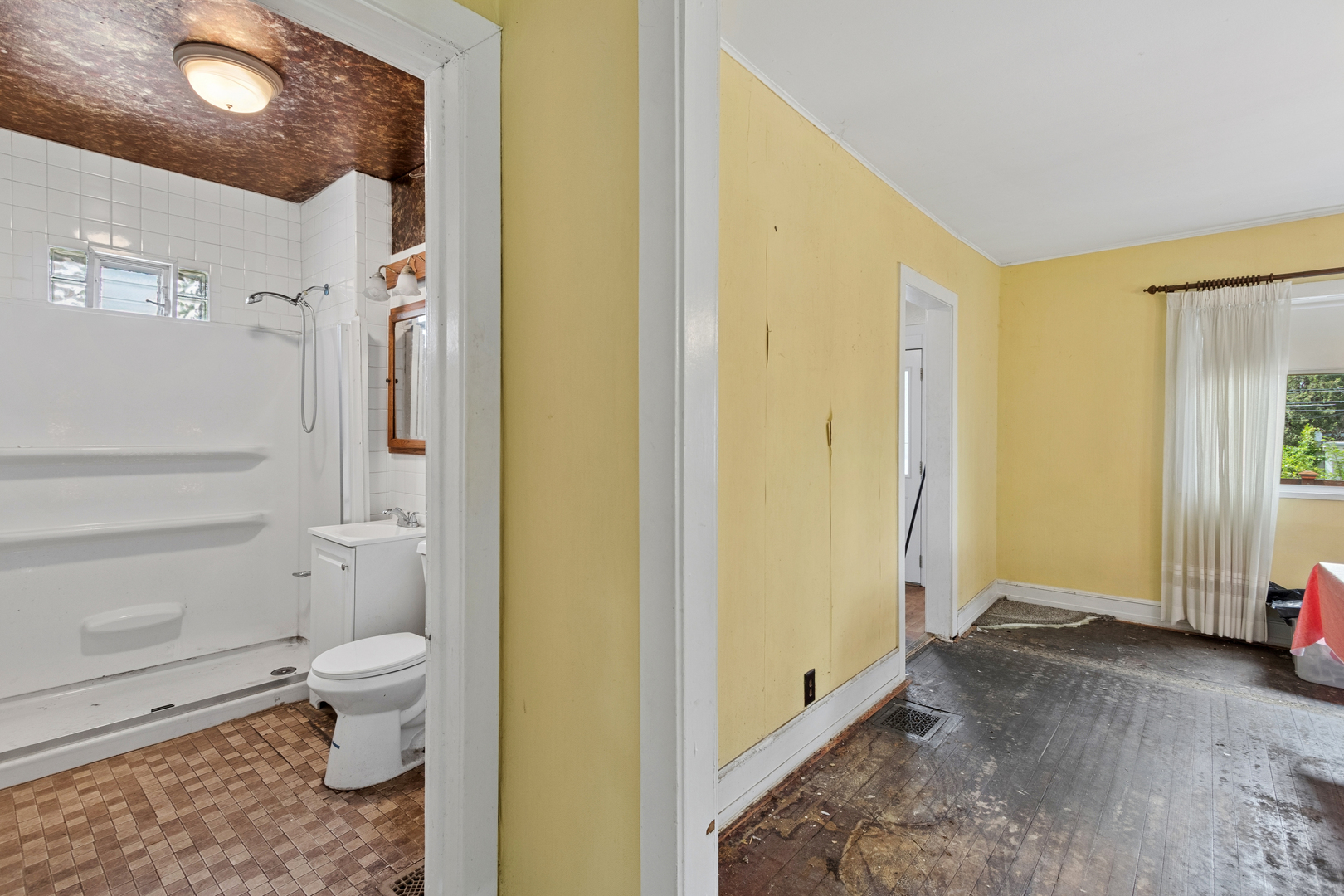 7220 N Hamilton Avenue Property Photo 11