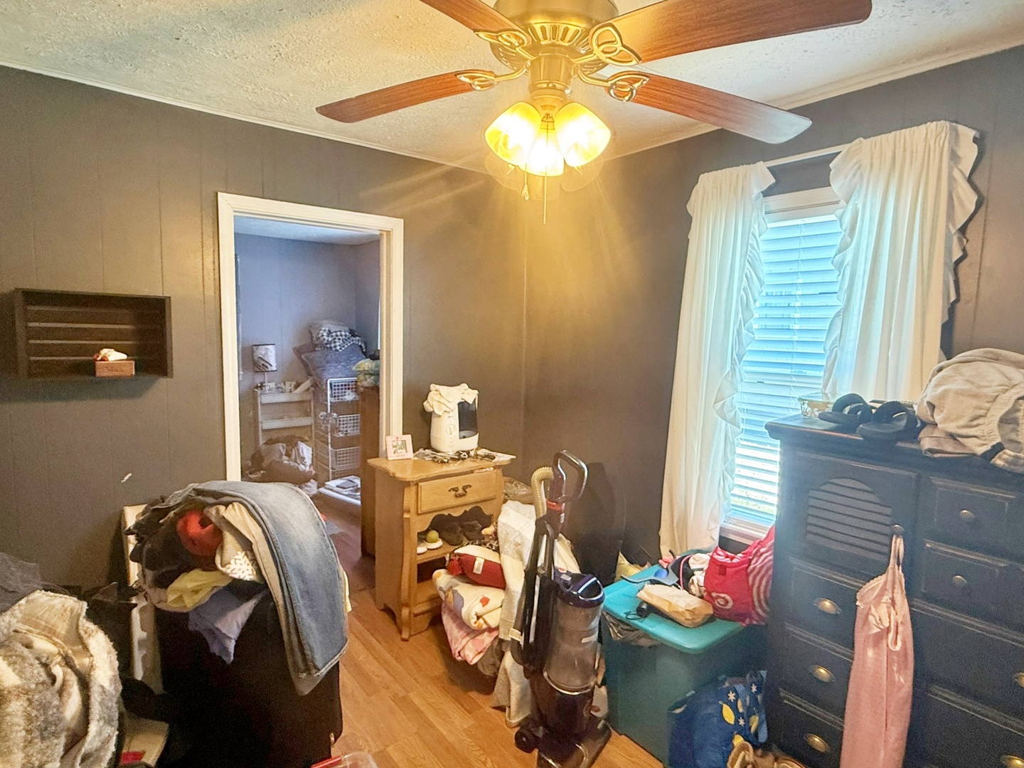 204 W 18th Street Property Photo 8