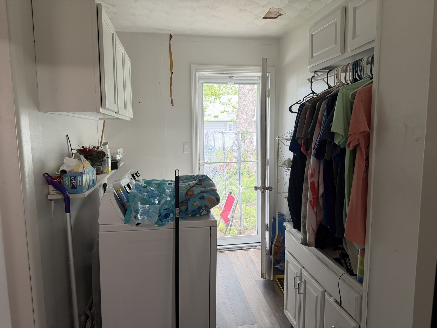 219 E Williams Street Property Photo 5