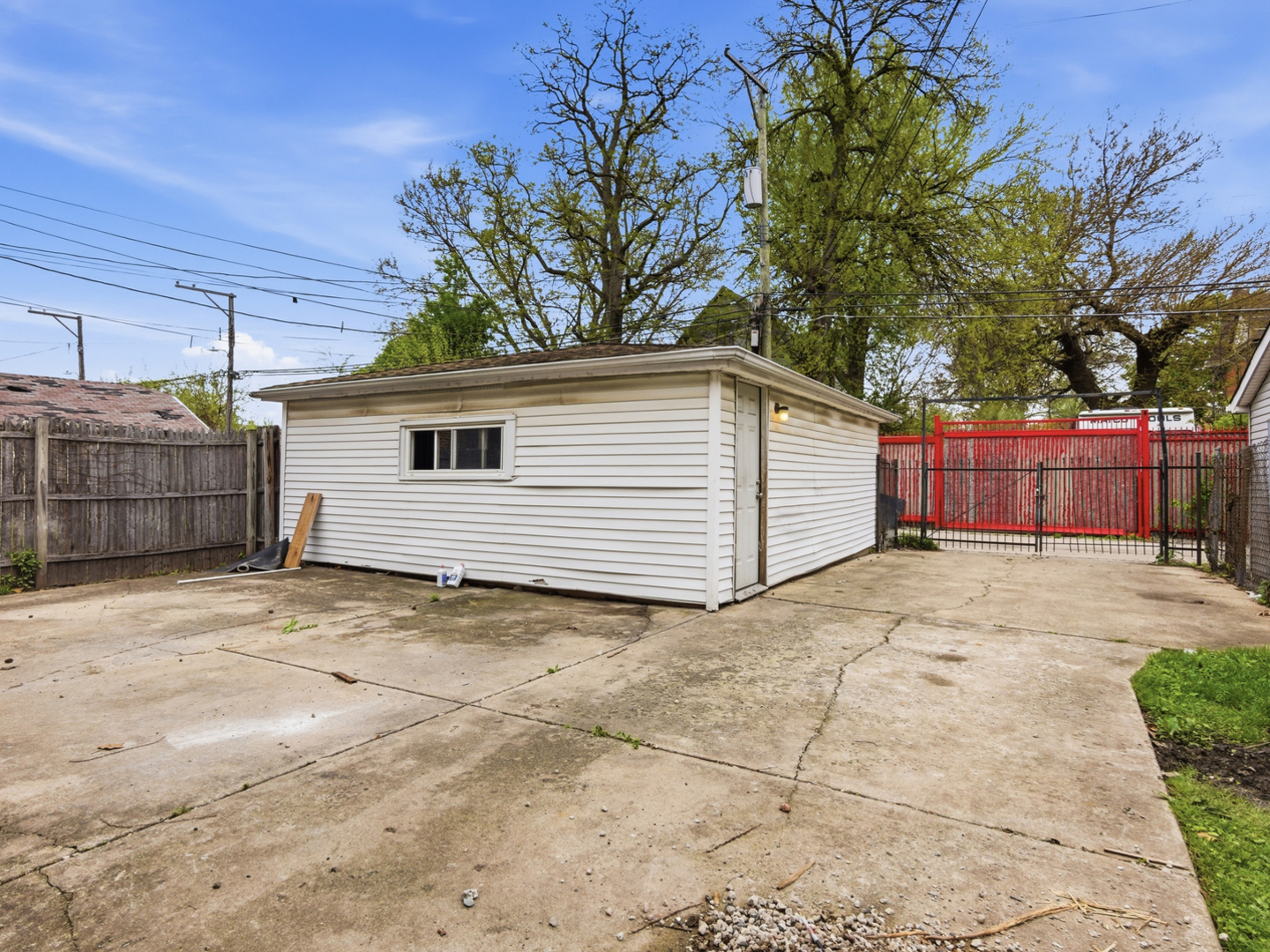 7815 S Emerald Avenue Property Photo 15