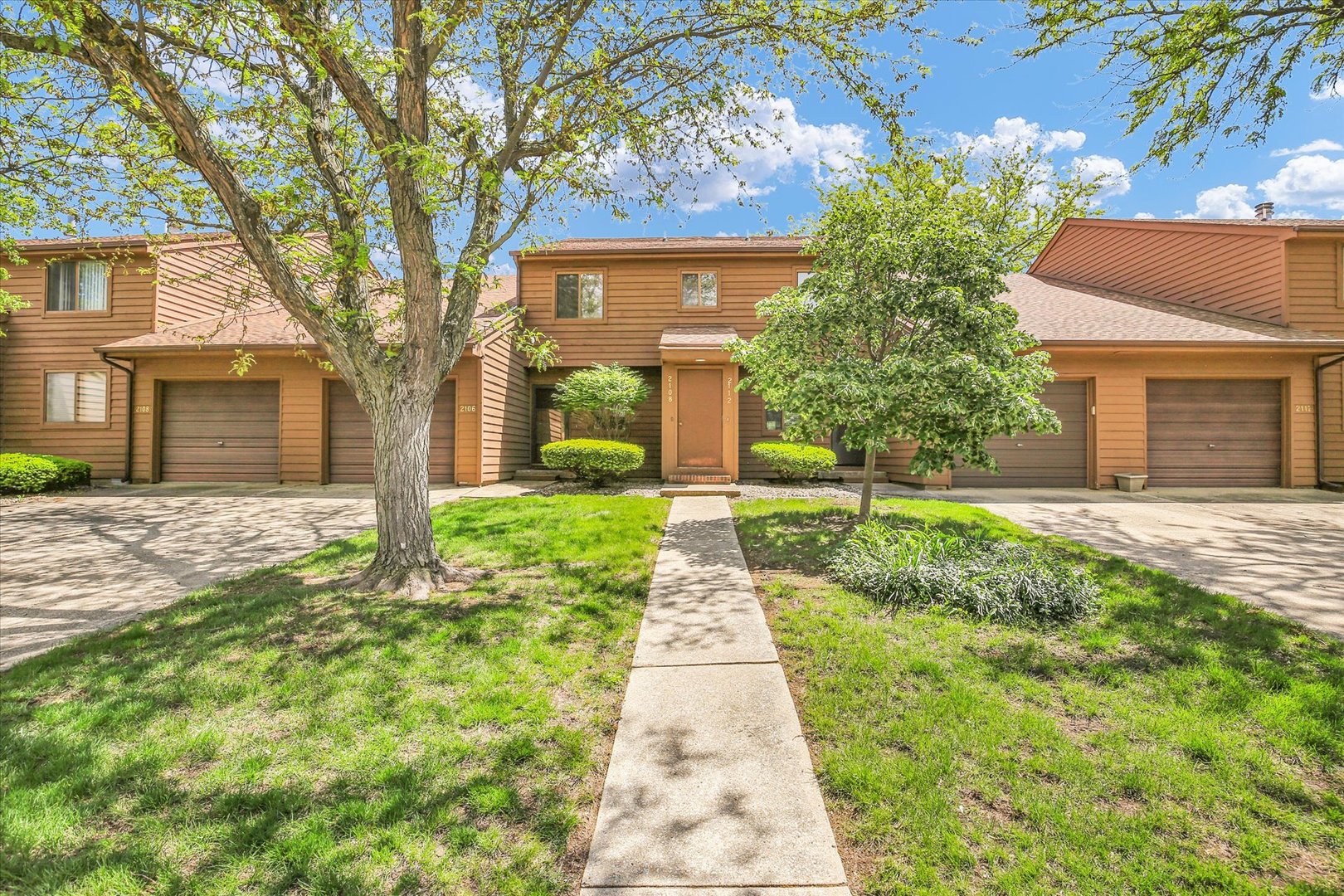 2108 Sunview Drive 2108 Property Photo 1
