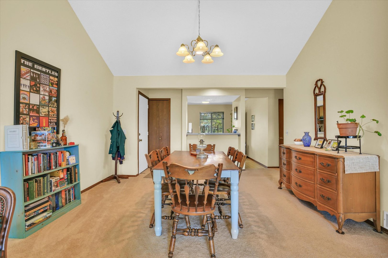 2108 Sunview Drive 2108 Property Photo 9