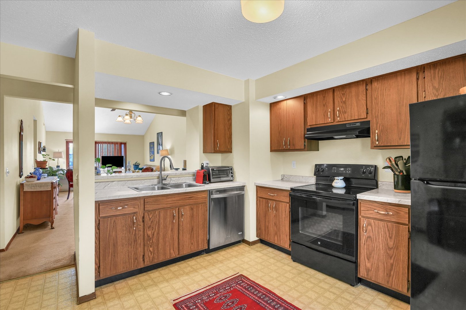 2108 Sunview Drive 2108 Property Photo 16